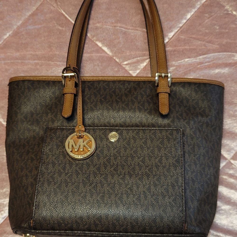 Michael Kors purse